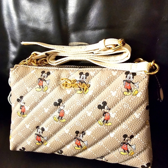 Disney by Primark Handbags - Disney Women's Luxe Mickey Mouse Patterned Quilted Crossbody